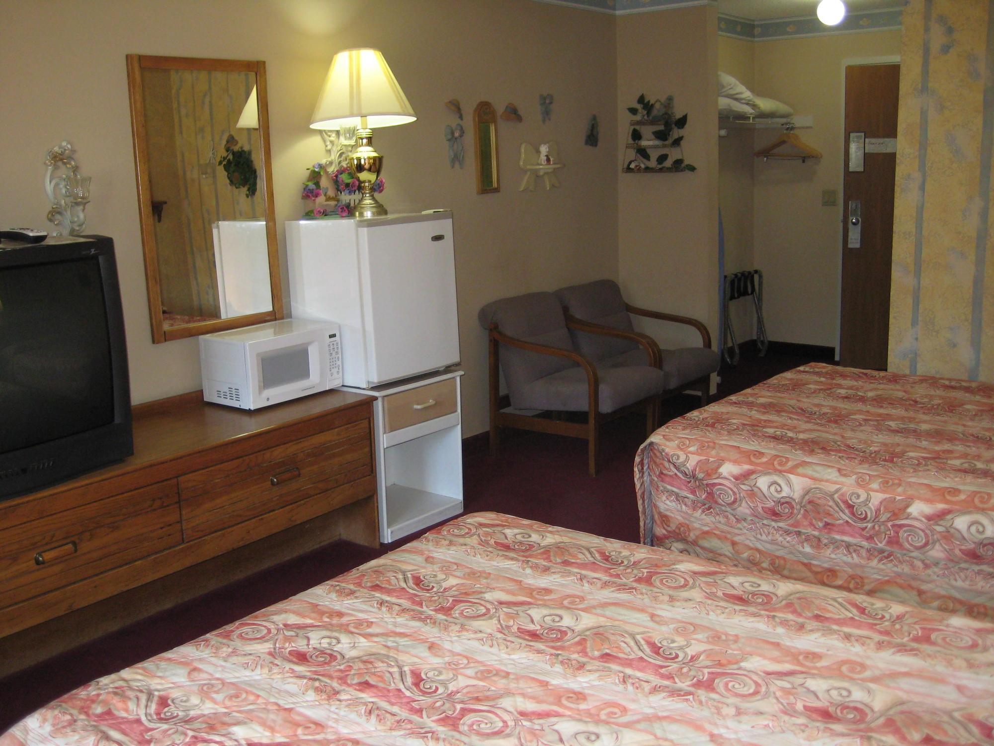 Lake Tree Inn & Suites Marion Kültér fotó
